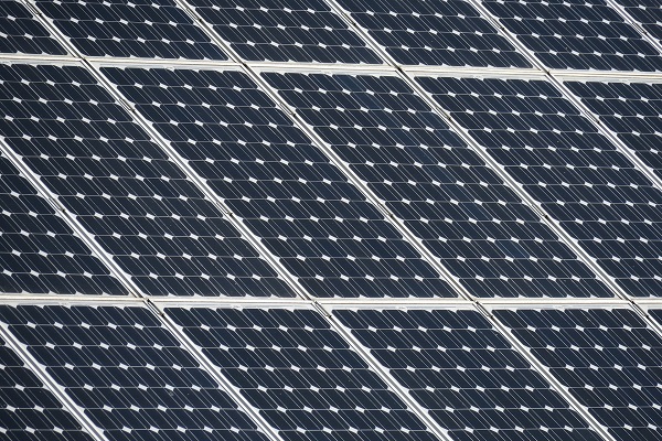 Slnečné kolektory na výrobu elektrickej energie v praxi